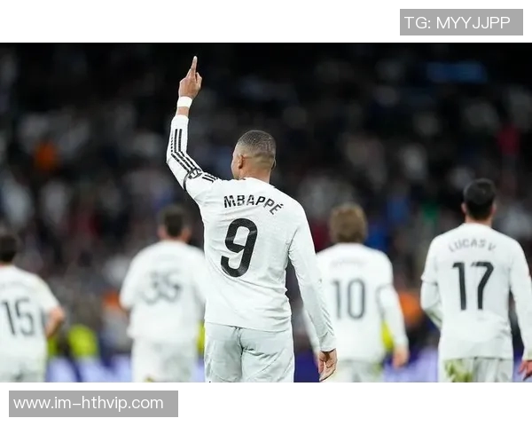 欧冠周最佳阵容揭晓霍伊伦姆巴佩锋线搭档厄德高海于格成功入选